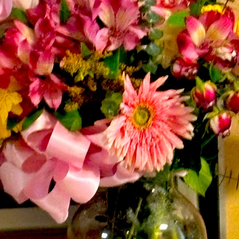 @tmastovich81 IS LIVE! ♥️ MANY NEWLY SOURCED ITEMS FOR GIFT GIVING ♥️